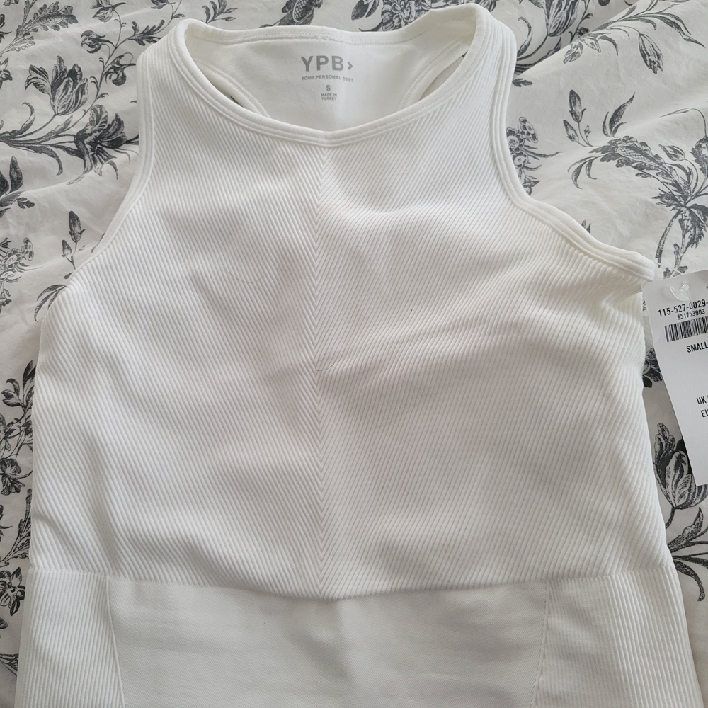 Abercrombie & Fitch White Ribbed Crop Tank